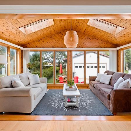 Sunroom On Maple 皮克顿 外观 照片