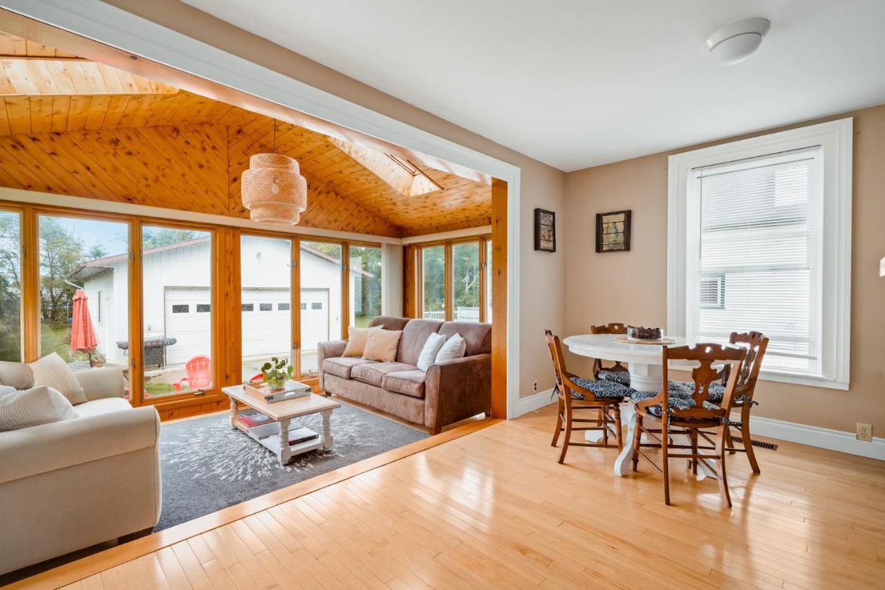Sunroom On Maple 皮克顿 外观 照片